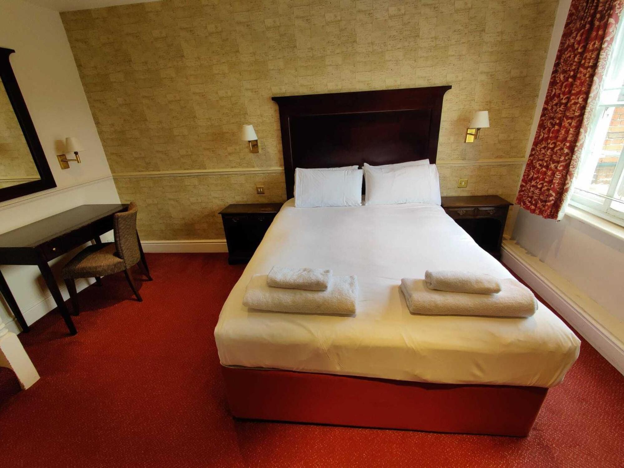 The Crown Hotel Framlingham Rum bild