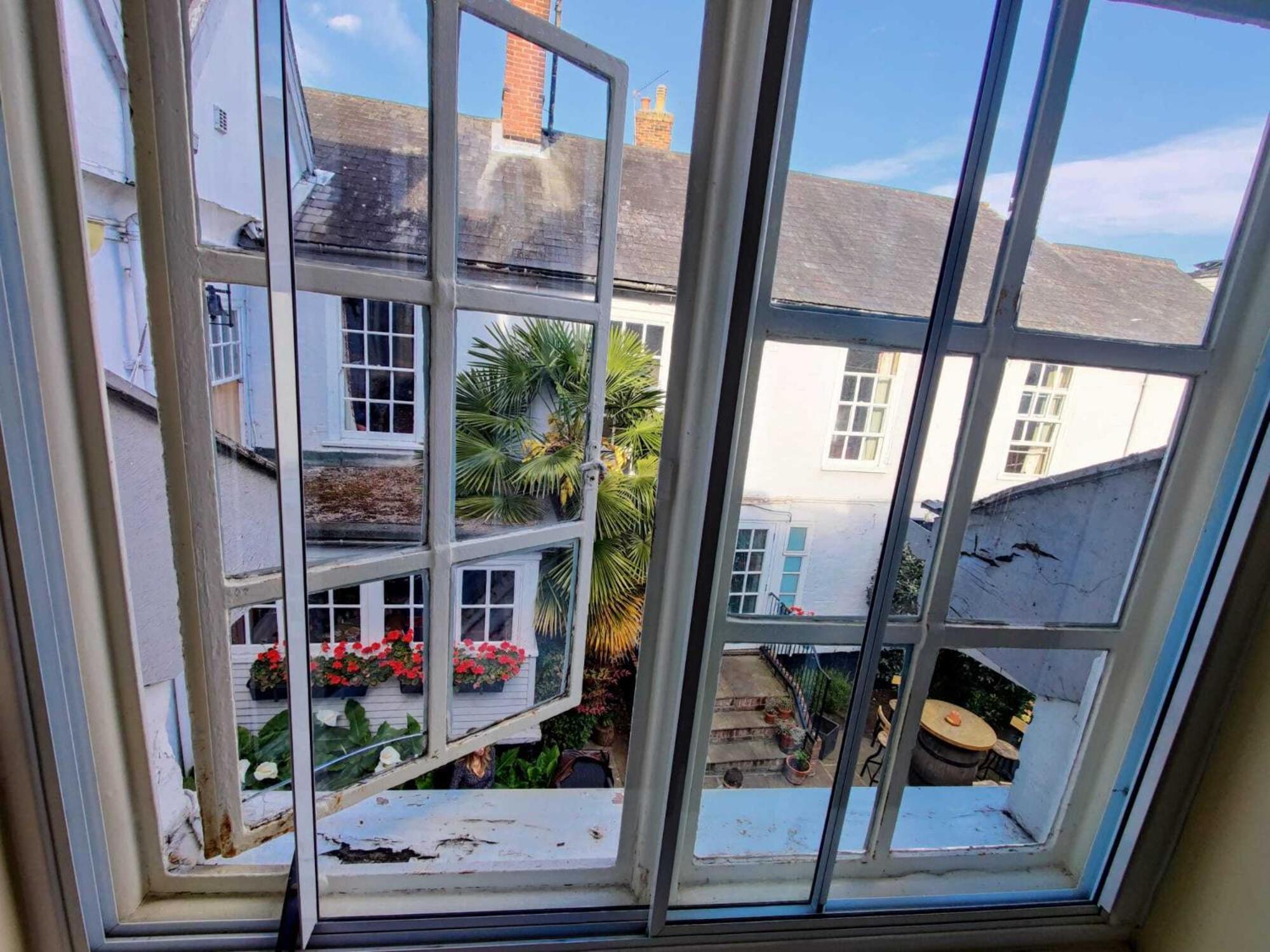 The Crown Hotel Framlingham Rum bild